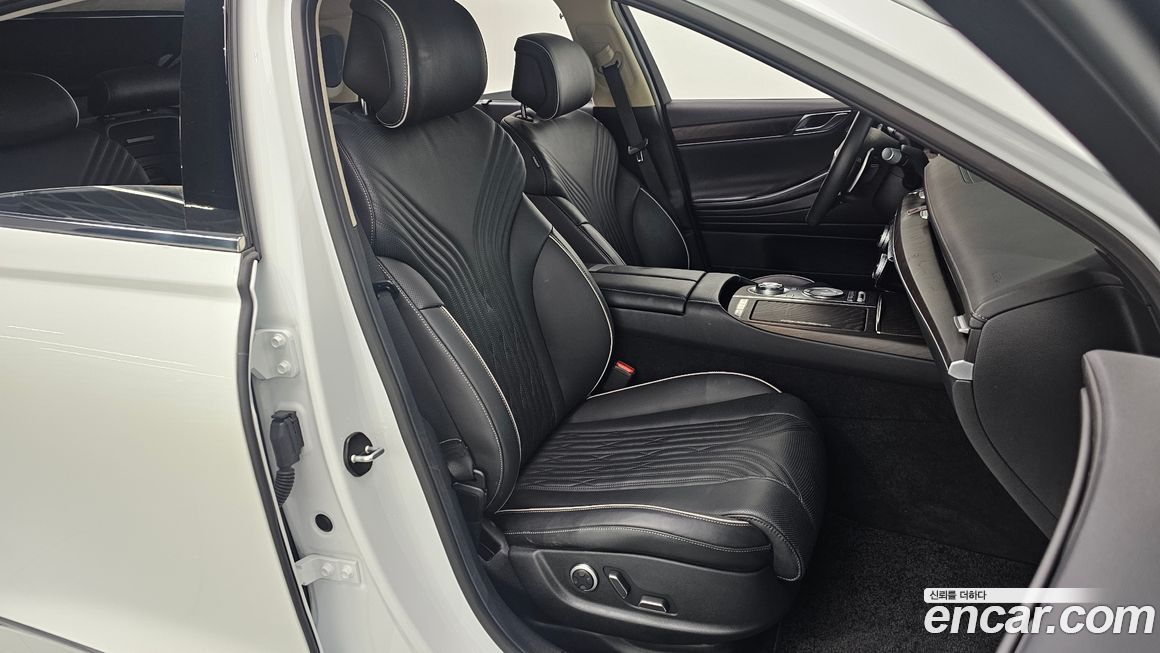 Genesis G80 2021