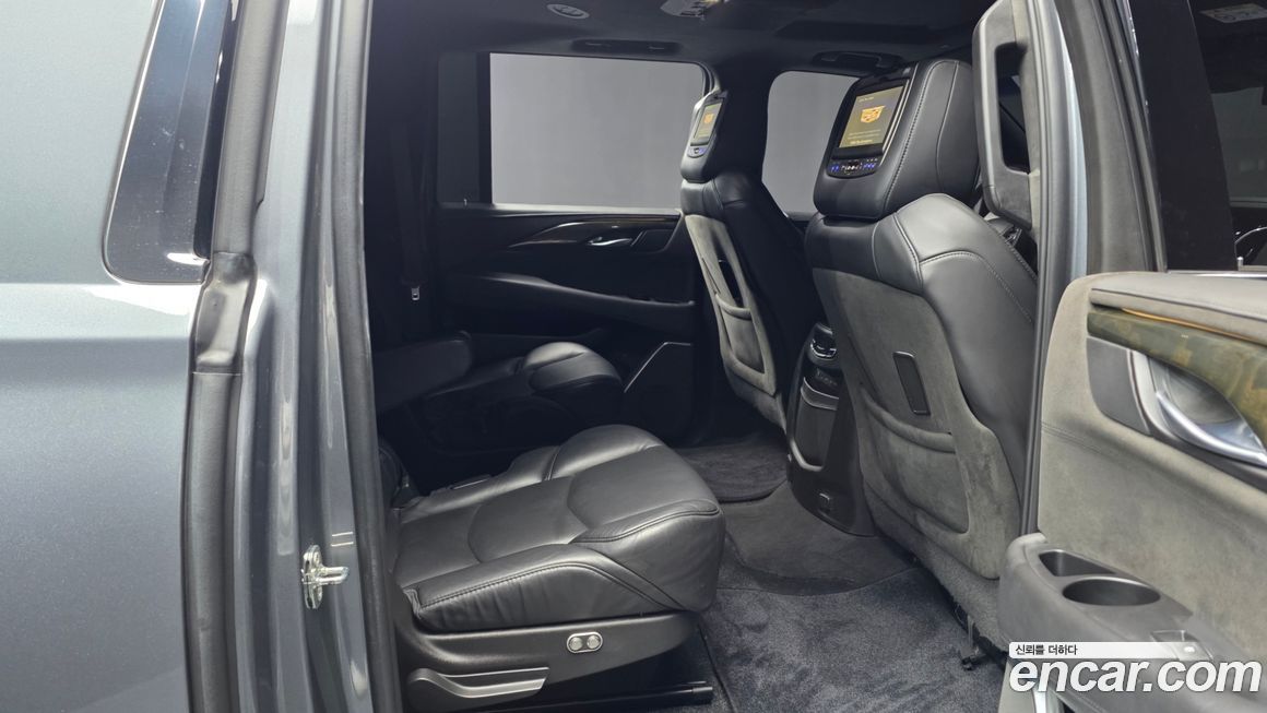 Cadillac Escalade 2018