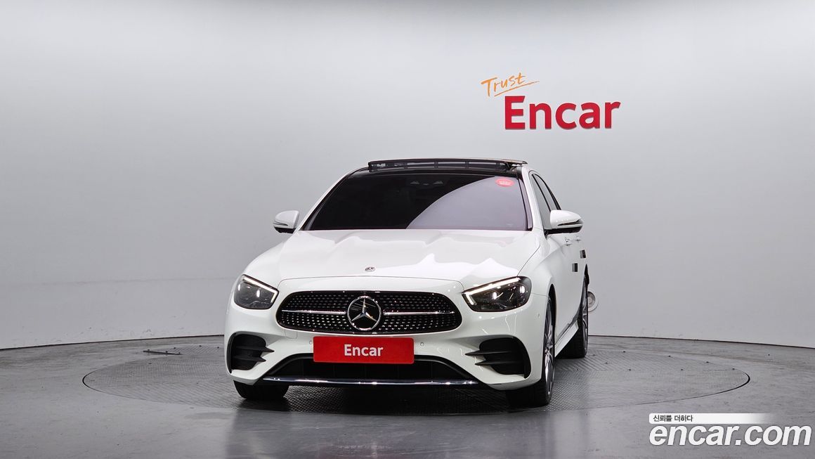 Mercedes-Benz E-Class 2021