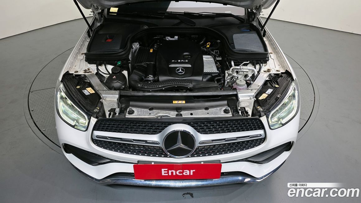 Mercedes-Benz GLC-Class 2021