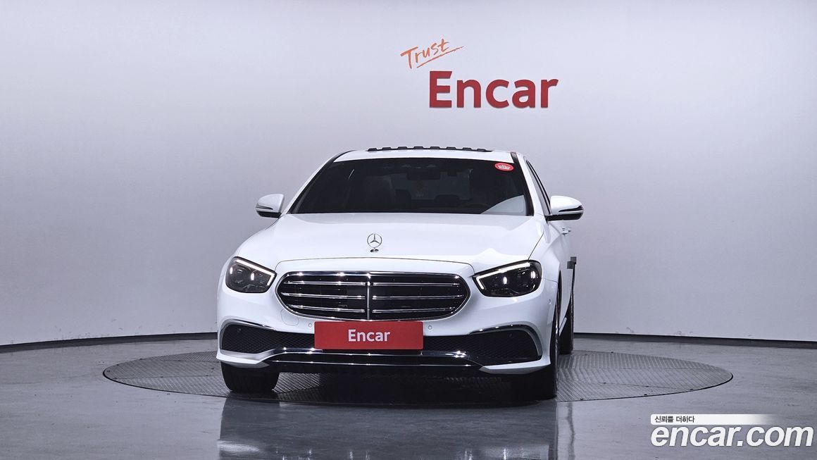 Mercedes-Benz E-Class 2021