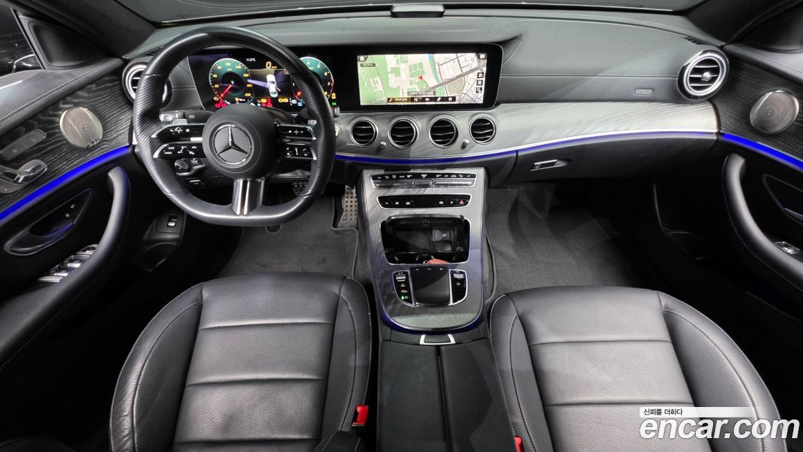 Mercedes-Benz E-Class 2022