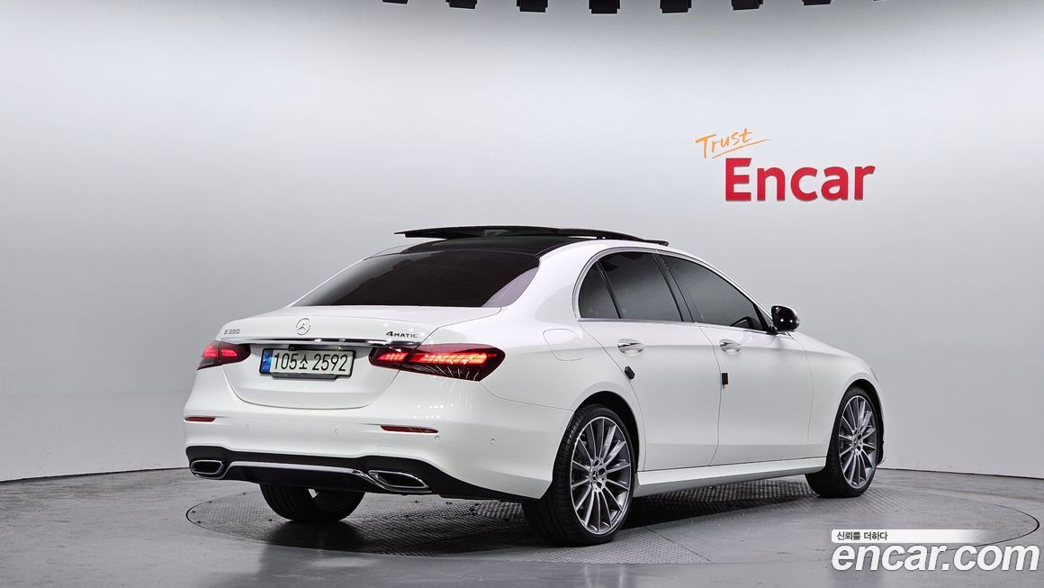 Mercedes-Benz E-Class 2021
