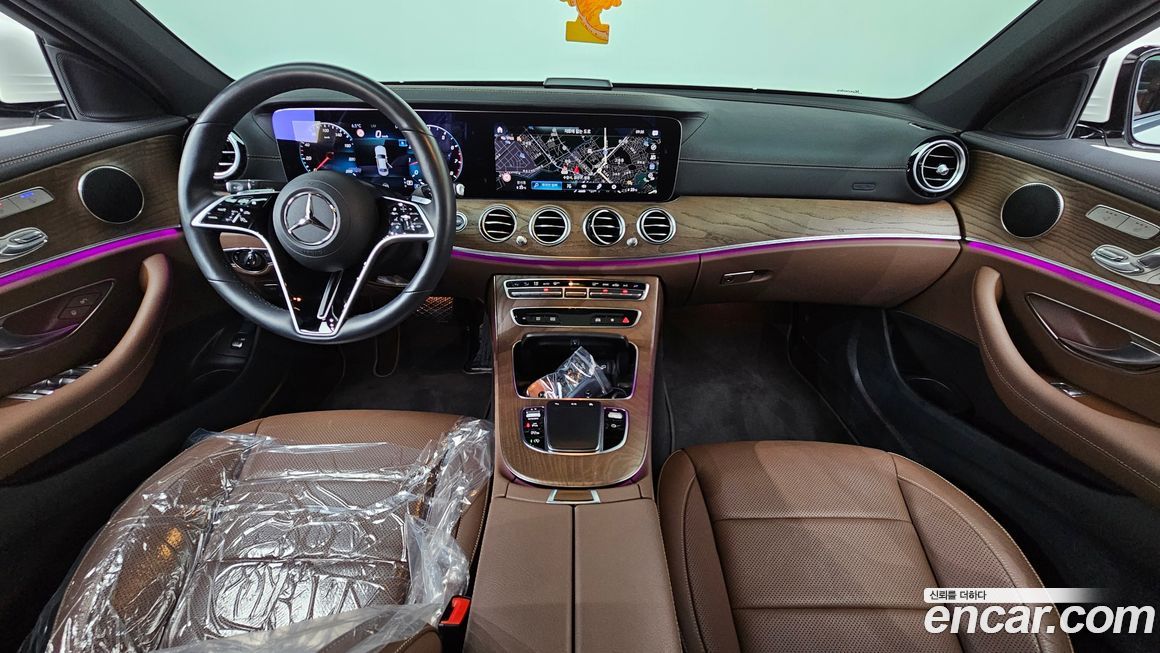 Mercedes-Benz E-Class 2021