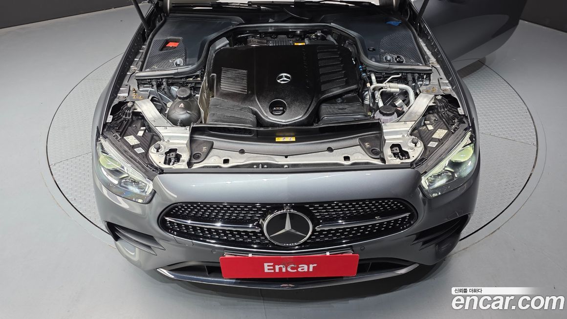 Mercedes-Benz E-Class 2021