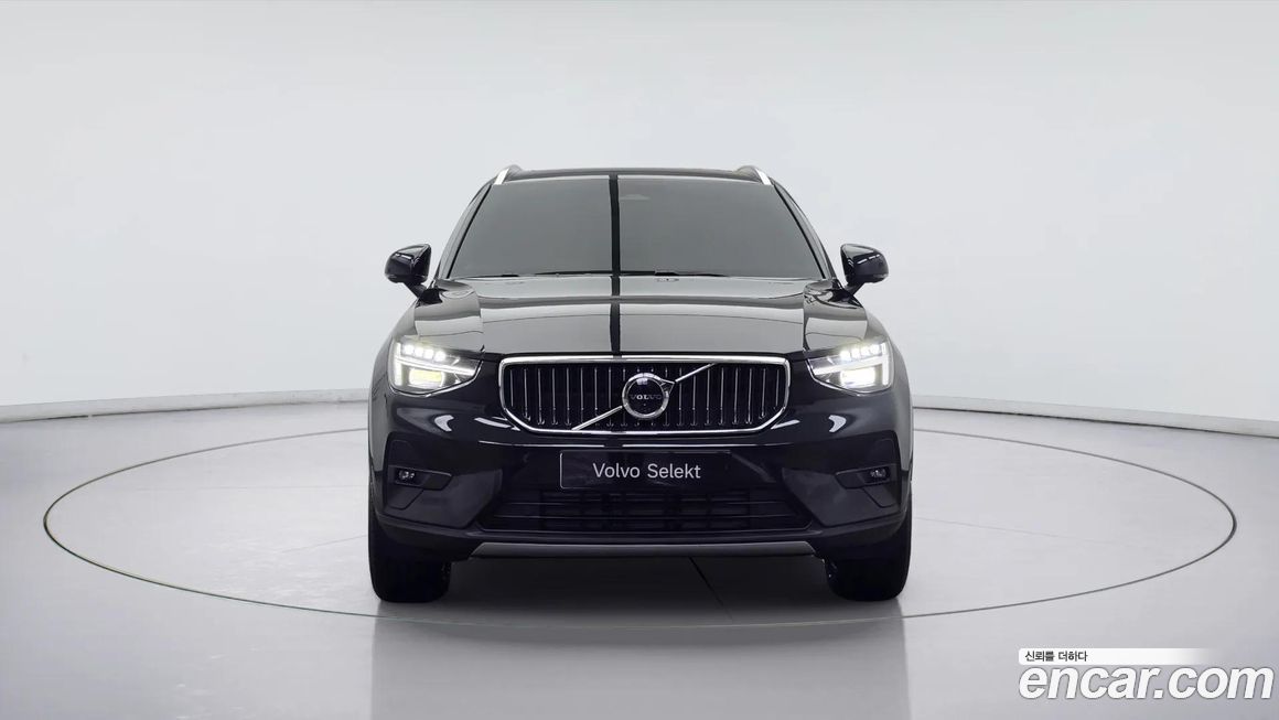 Volvo XC40 2024