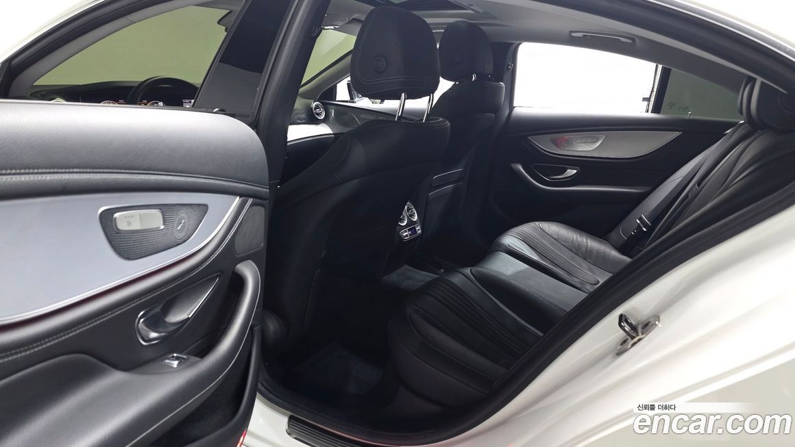 Mercedes-Benz CLS-Class 2019