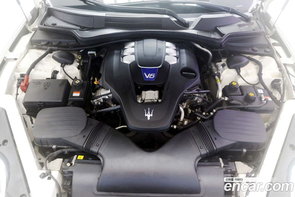 Maserati Quattroporte 2016