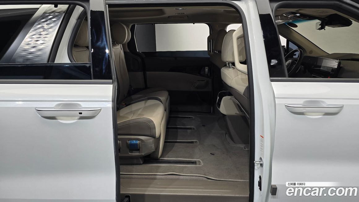 Kia Canival 2024