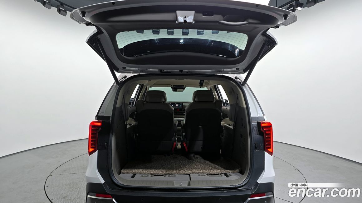 Kia Canival 2024