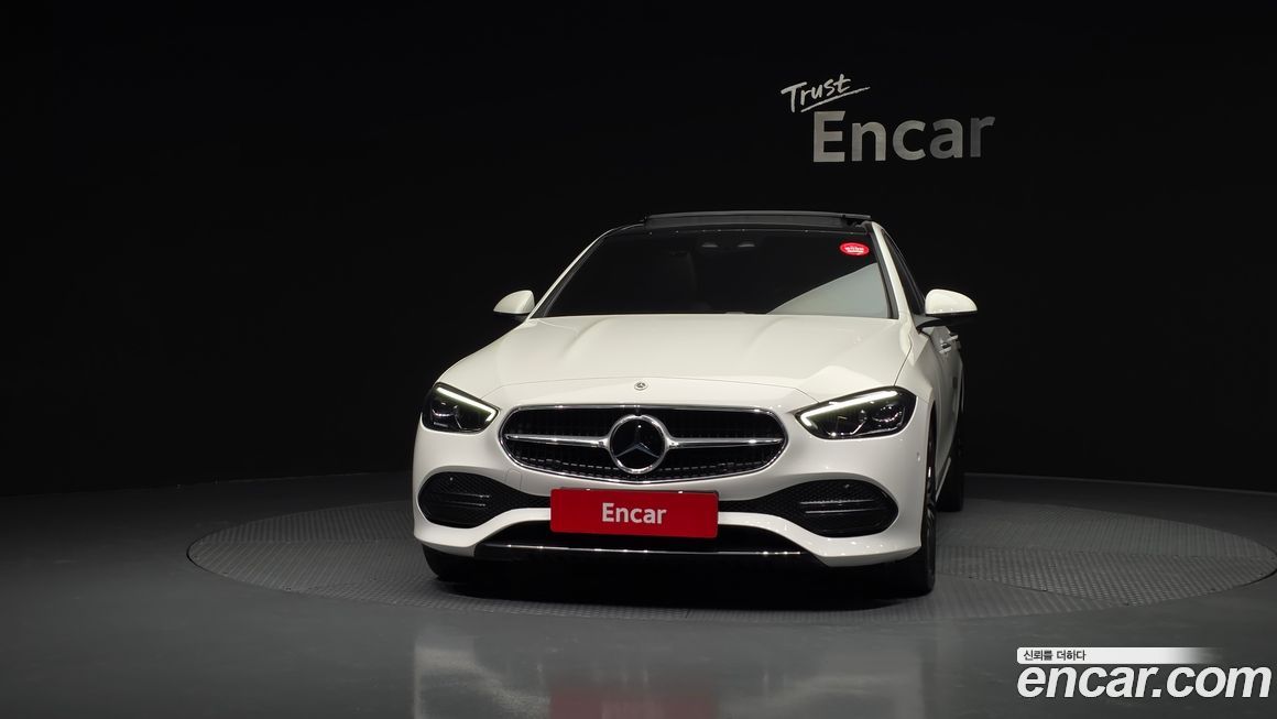 Mercedes-Benz C-Class 2024
