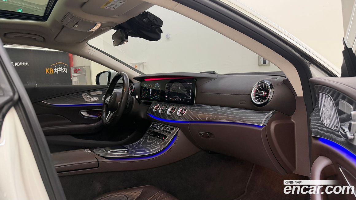 Mercedes-Benz CLS-Class 2021