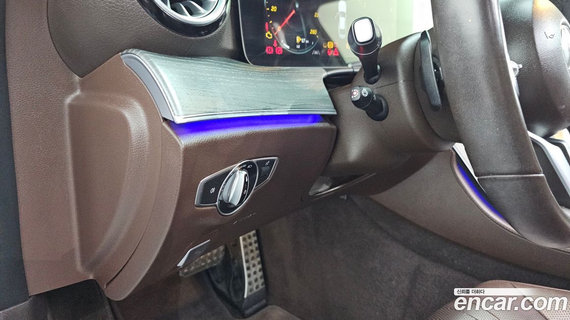 Mercedes-Benz CLS-Class 2021