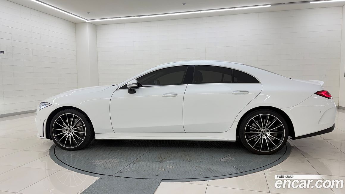 Mercedes-Benz CLS-Class 2021