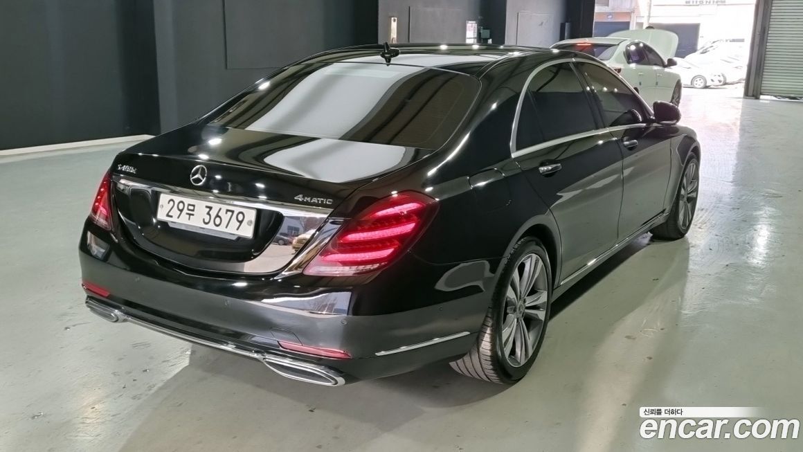 Mercedes-Benz S-Class 2018