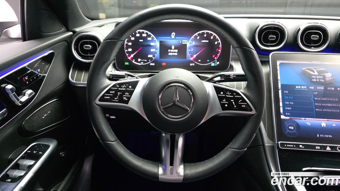 Mercedes-Benz C-Class 2024