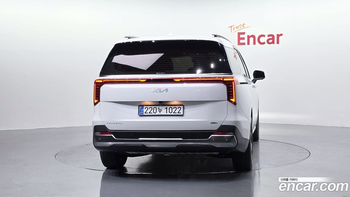 Kia Canival 2025