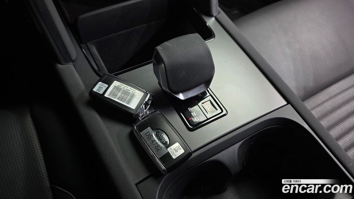 Land Rover Discovery Sport 2025