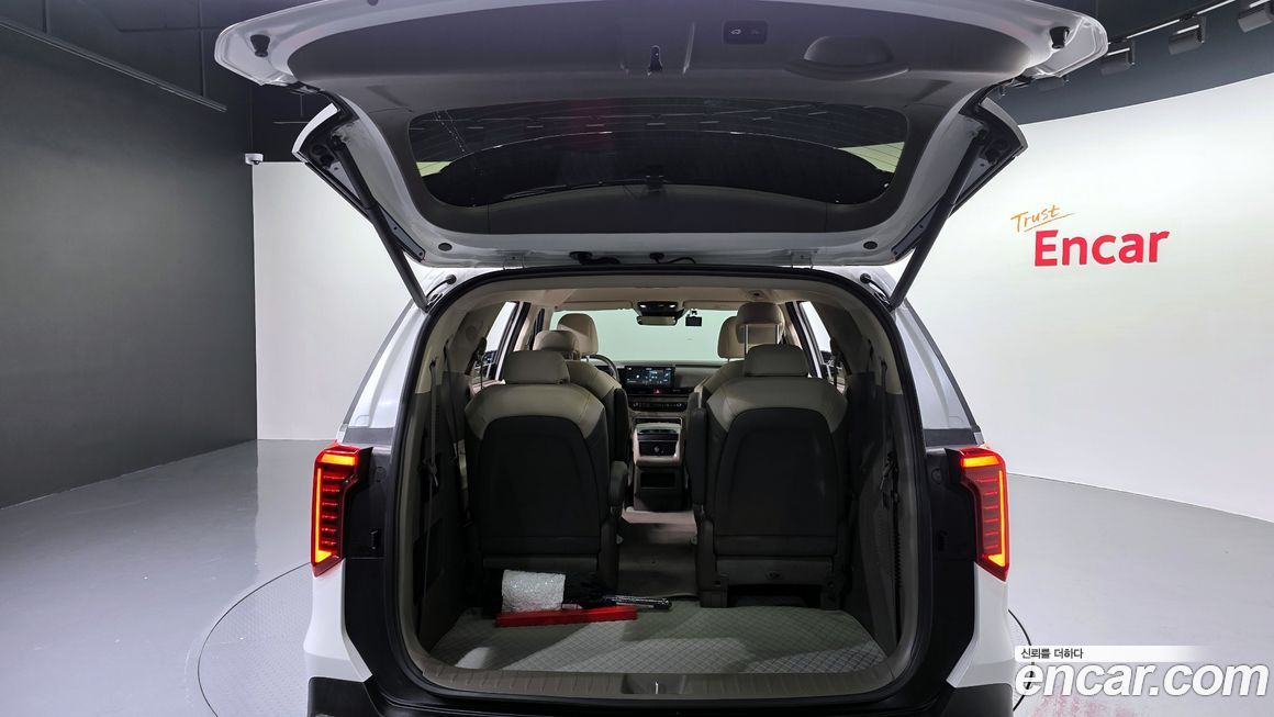 Kia Canival 2025