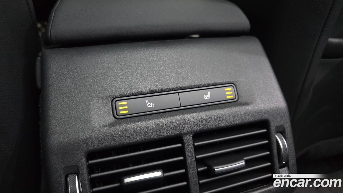 Land Rover Discovery Sport 2025