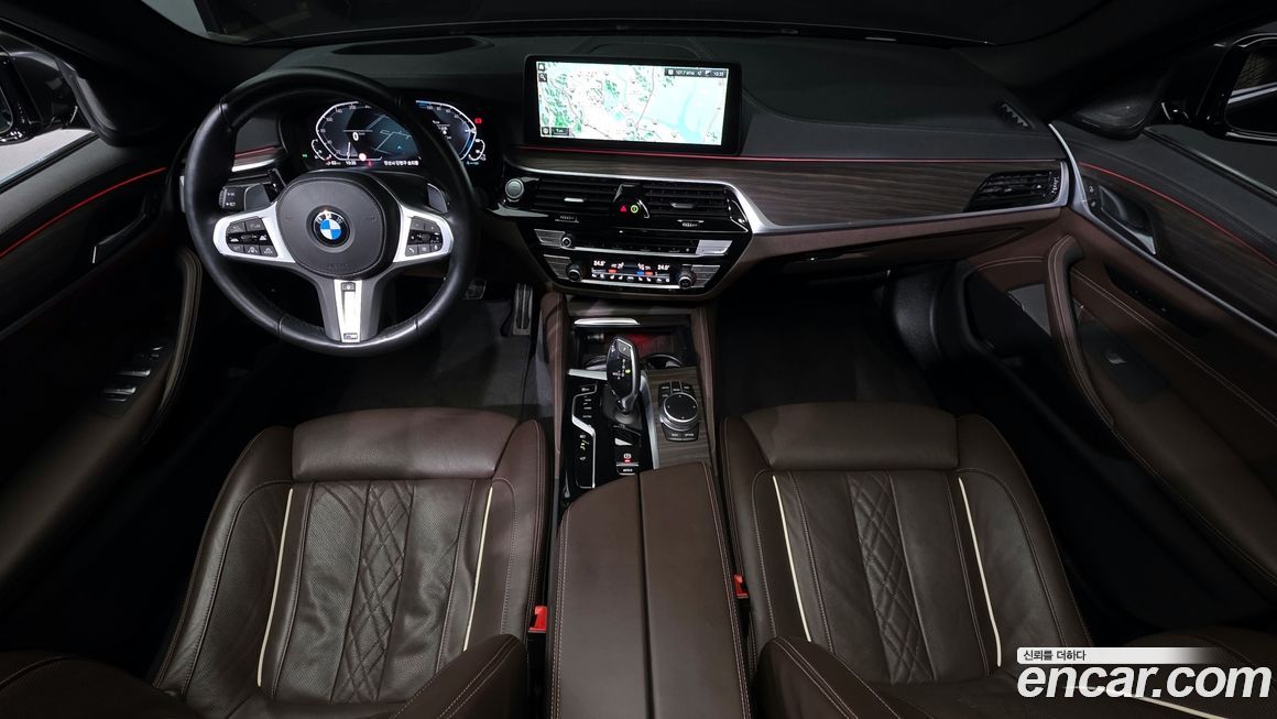 BMW 5-Series 2021