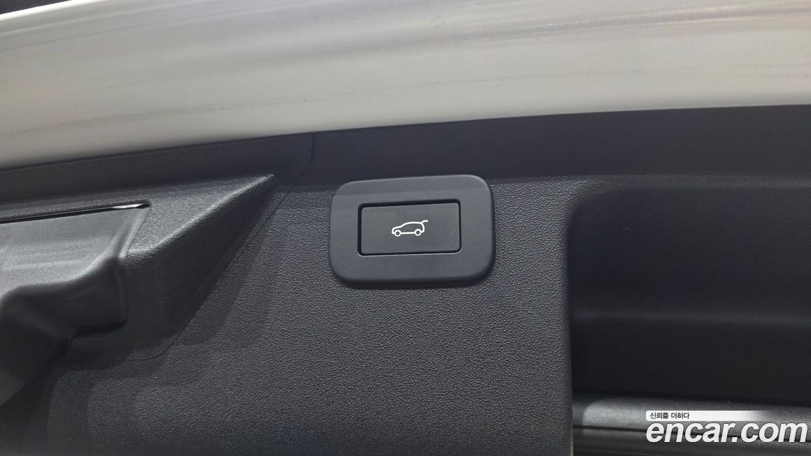 Land Rover Discovery Sport 2025