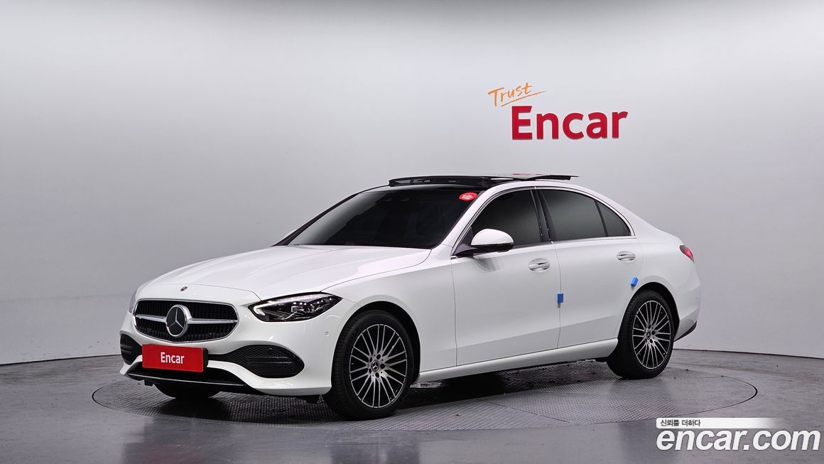 Mercedes-Benz C-Class 2025