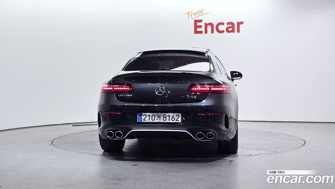 Mercedes-Benz E-Class 2021