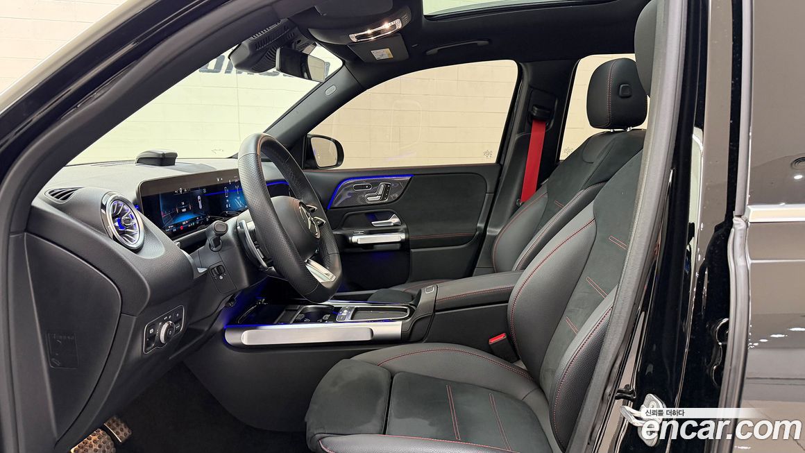 Mercedes-Benz GLB-Class 2024