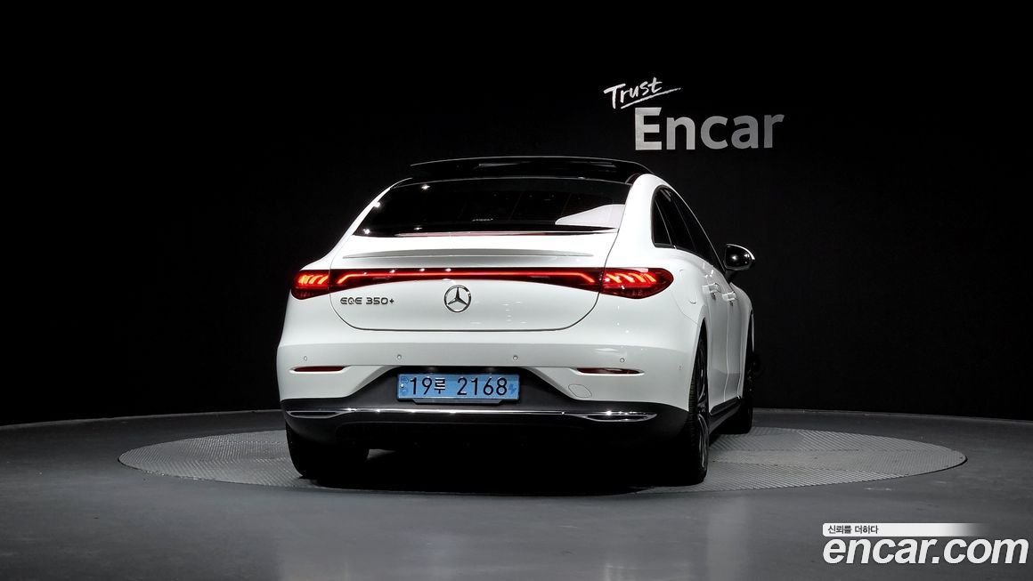 Mercedes-Benz EQE 2022