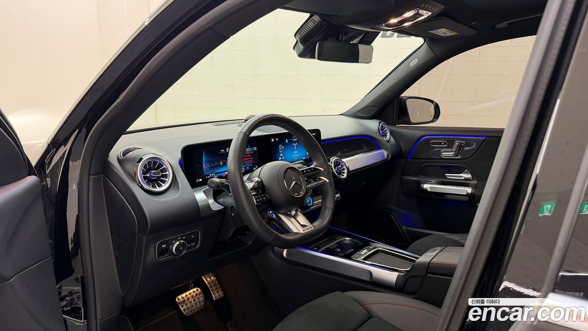 Mercedes-Benz GLB-Class 2024