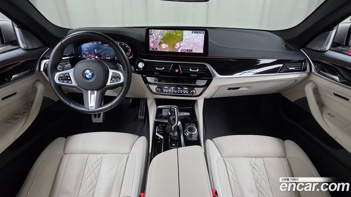 BMW 5-Series 2022