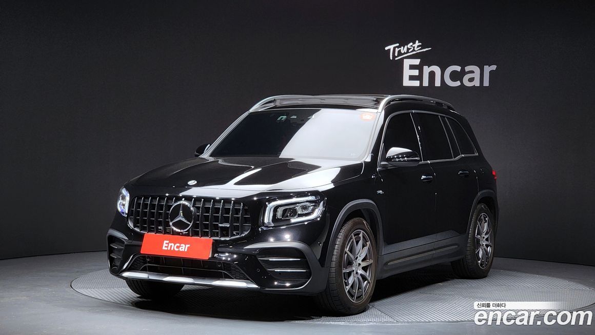Mercedes-Benz GLB-Class 2023
