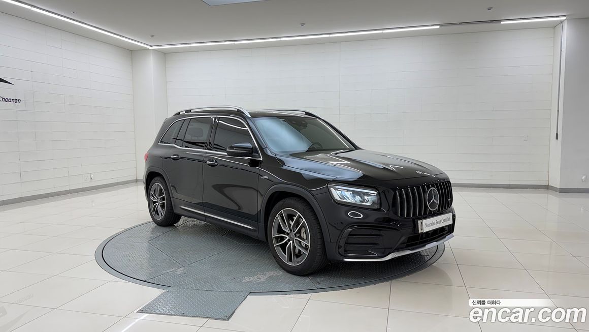 Mercedes-Benz GLB-Class 2024