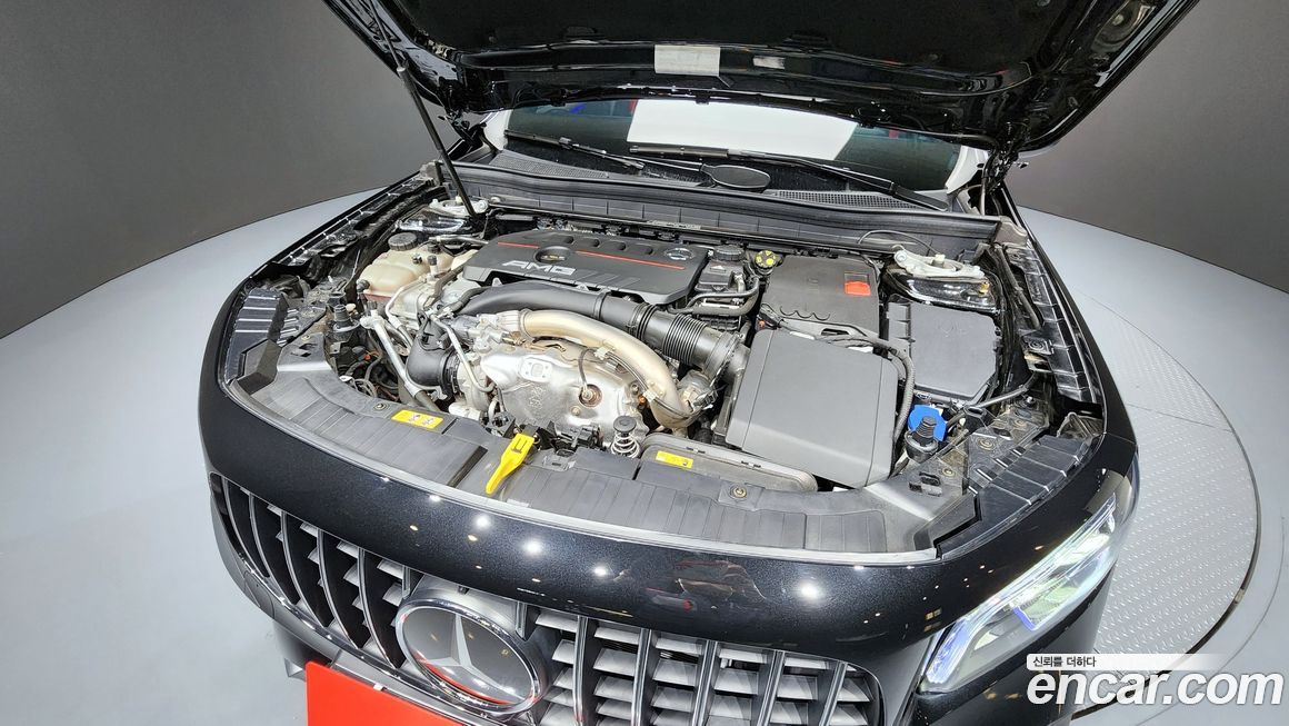 Mercedes-Benz GLB-Class 2023