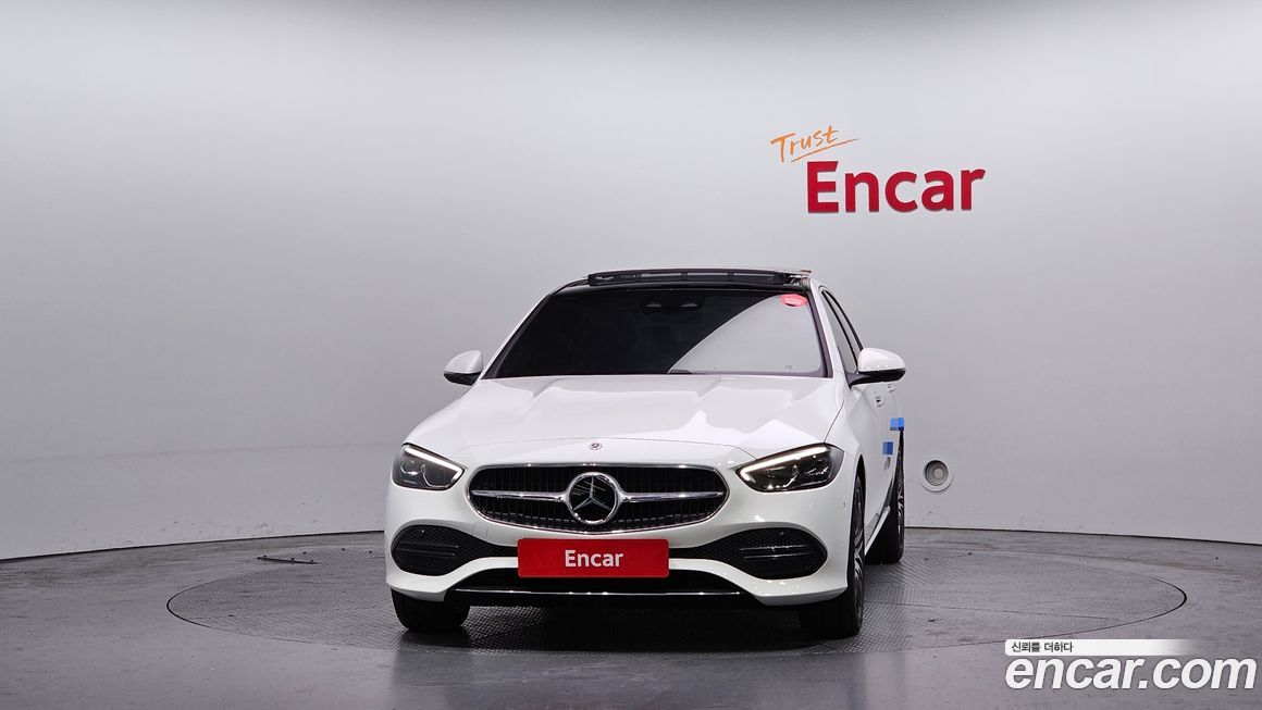 Mercedes-Benz C-Class 2025