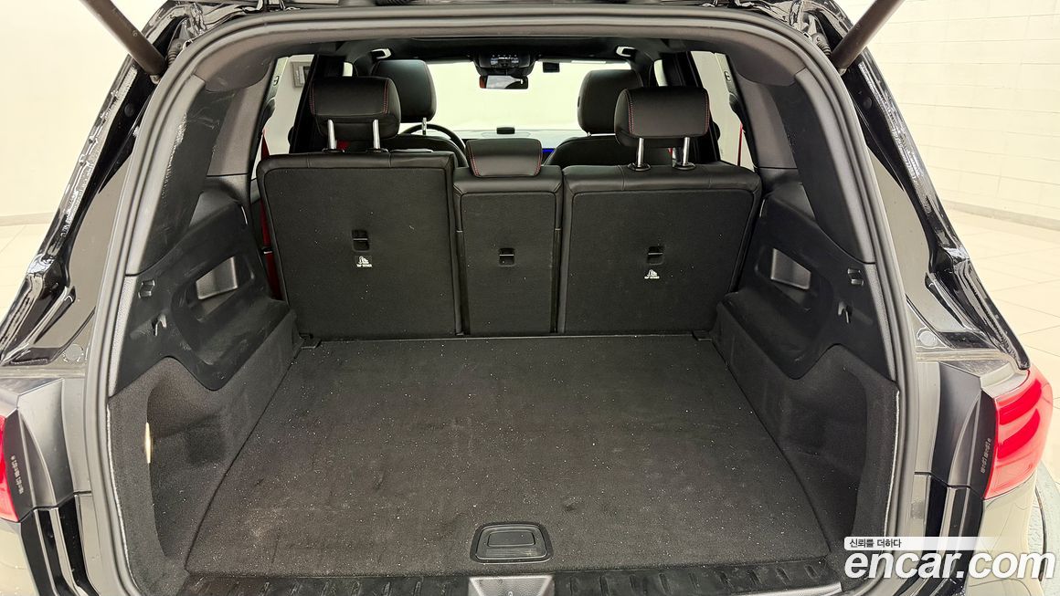 Mercedes-Benz GLB-Class 2024