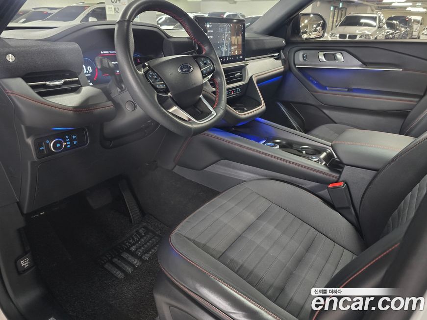 Ford Explorer 2025