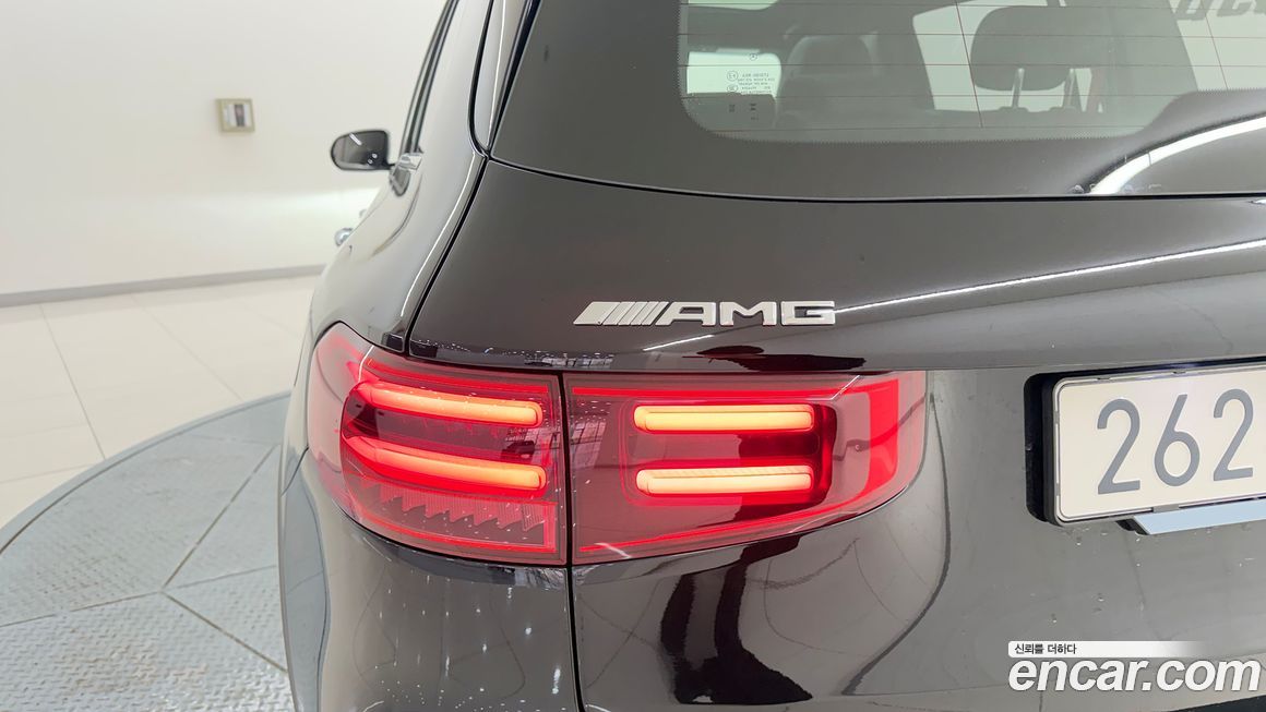 Mercedes-Benz GLB-Class 2024