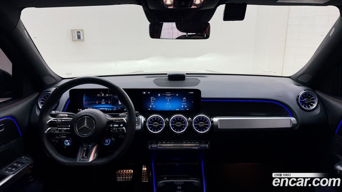 Mercedes-Benz GLB-Class 2024