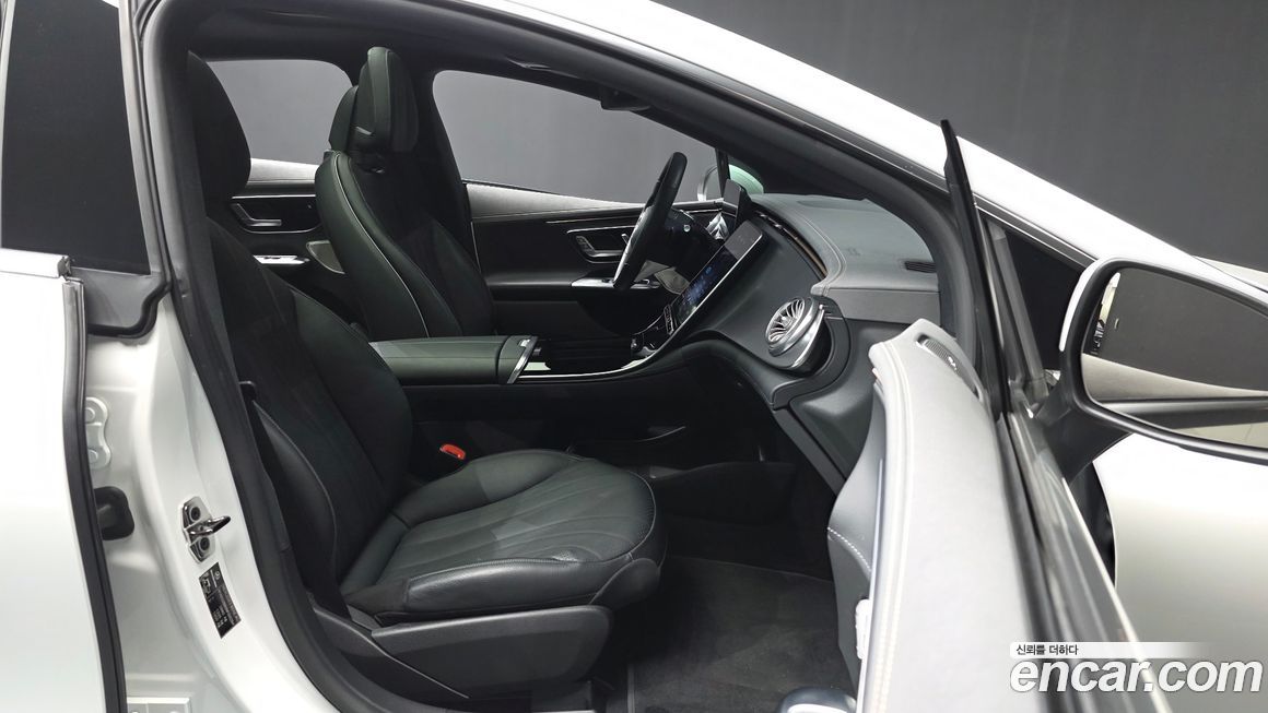 Mercedes-Benz EQE 2022