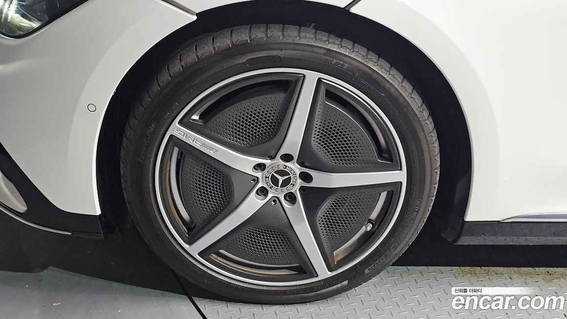 Mercedes-Benz EQE 2023