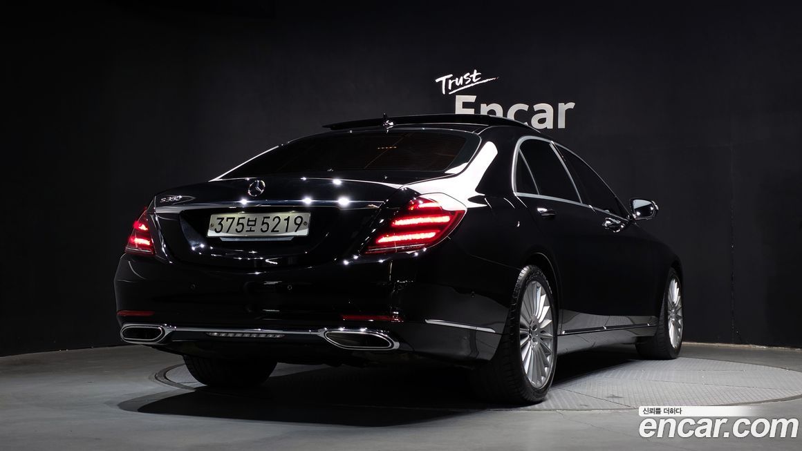 Mercedes-Benz S-Class 2019