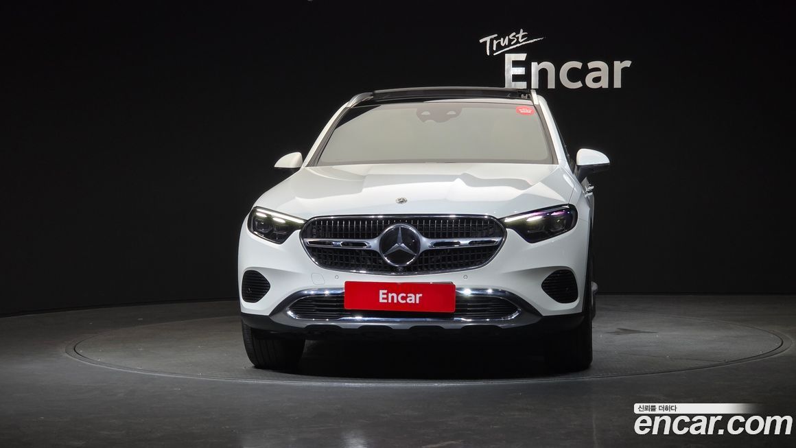 Mercedes-Benz GLC-Class 2024