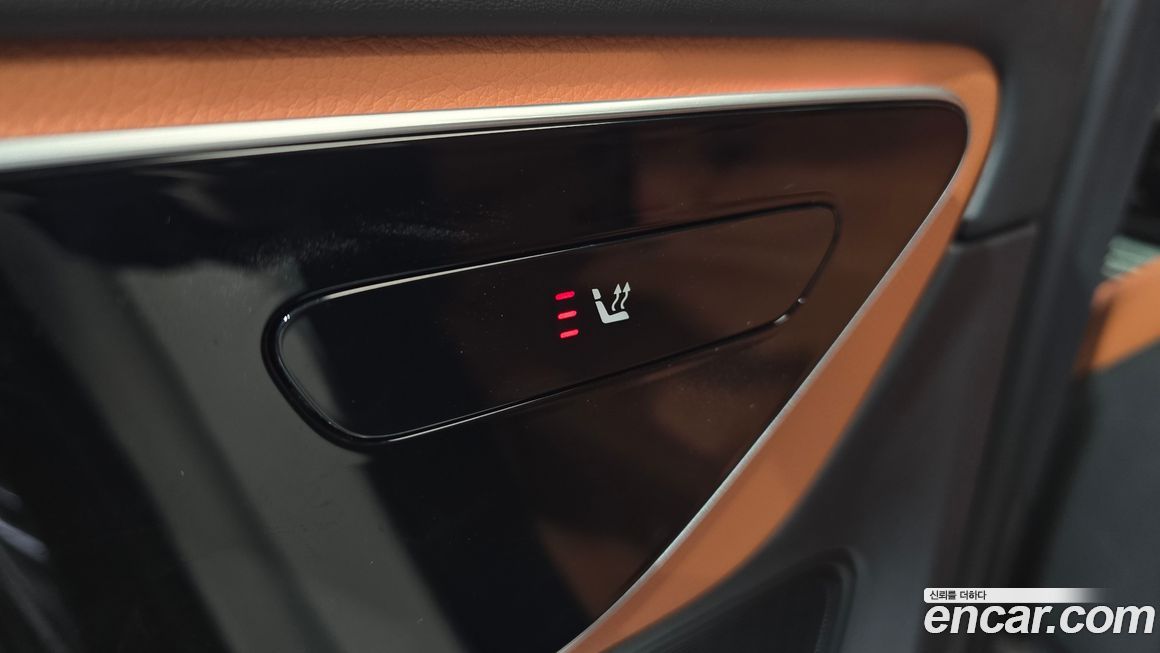 Mercedes-Benz GLC-Class 2024