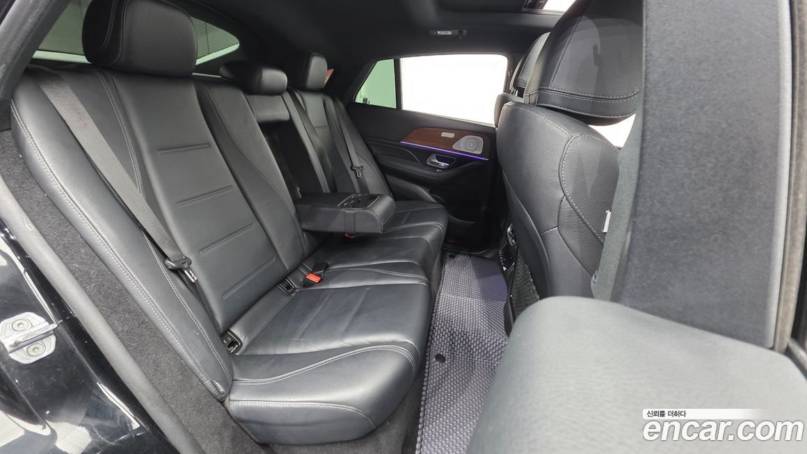 Mercedes-Benz GLE-Class 2021