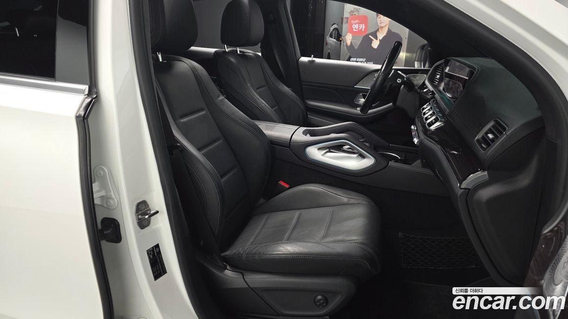 Mercedes-Benz GLE-Class 2021