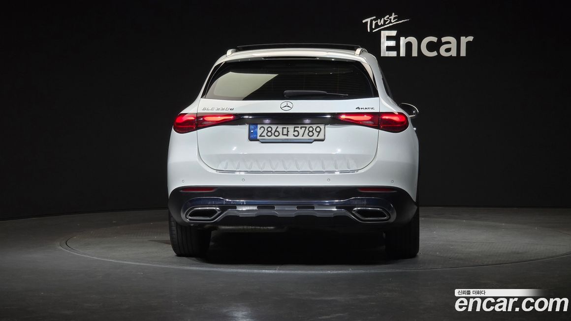 Mercedes-Benz GLC-Class 2024