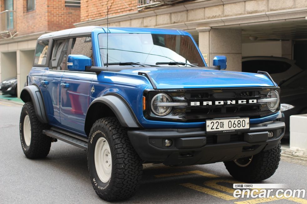 Ford Bronco 2023