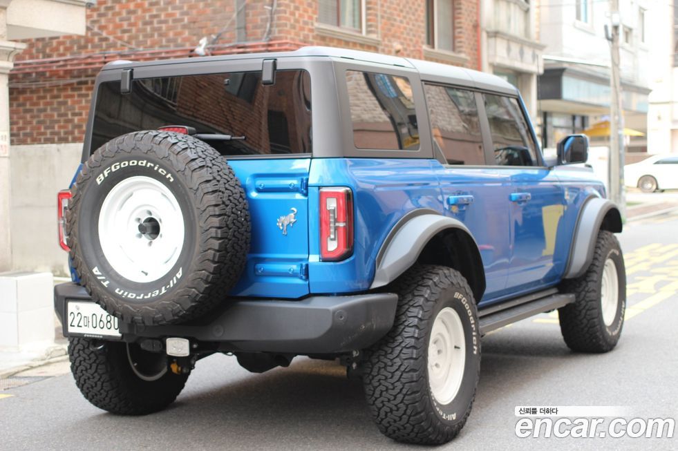 Ford Bronco 2023